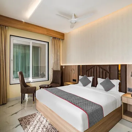 Hotel Aerotech Near Delhi Airport